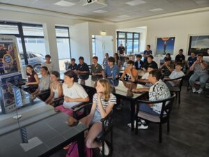 Mehr über den Artikel erfahren Die dritten Klassen lösten die Busatis-Challenge